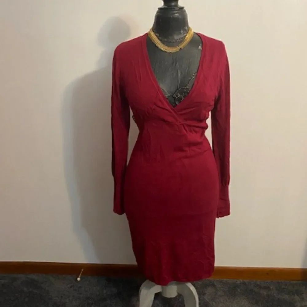 BCBG MaxAzria Crimson dress, size Medium